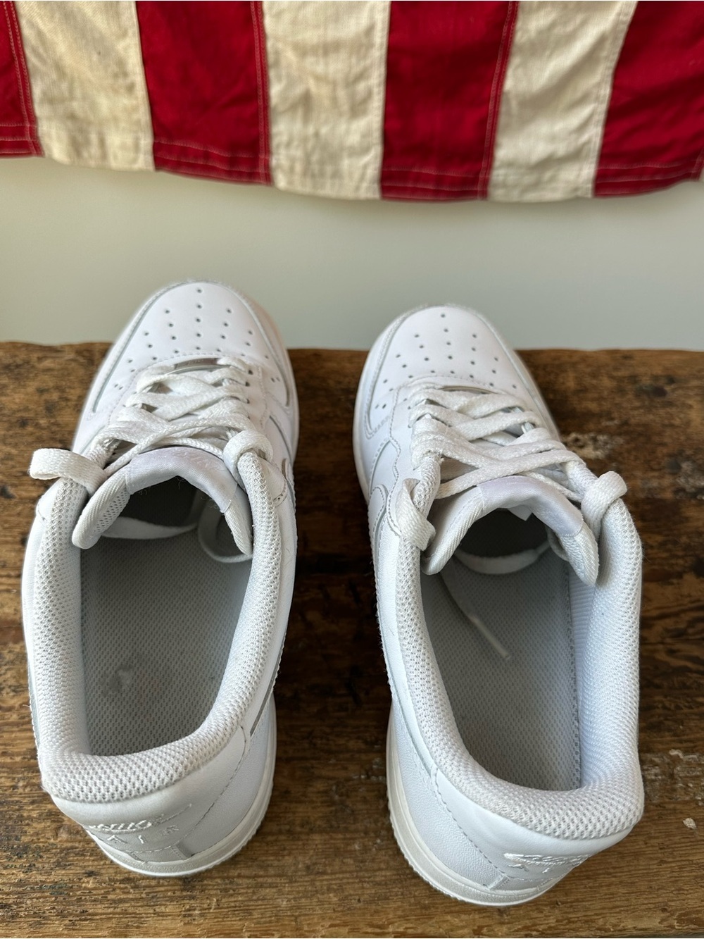 Nike Air Force 1 Low Top White Sneakers – Size 8.5 - Picture 3 of 10